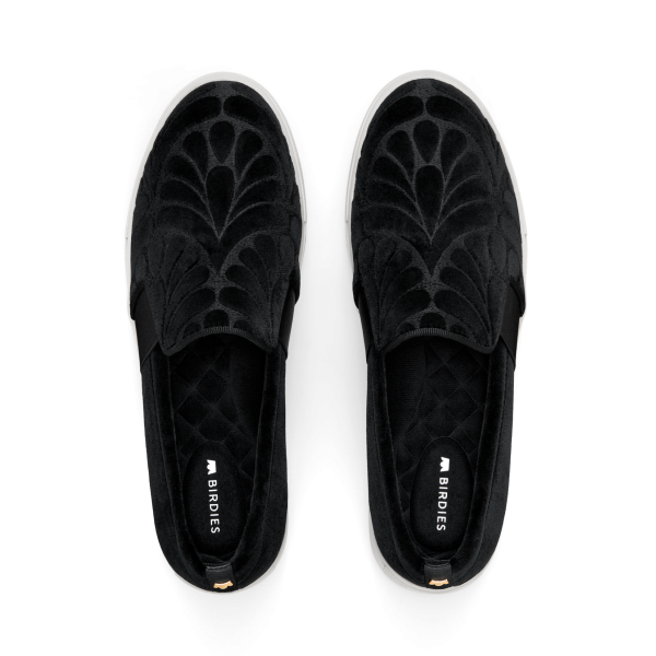 The Swift - Black Velvet Embroidery
